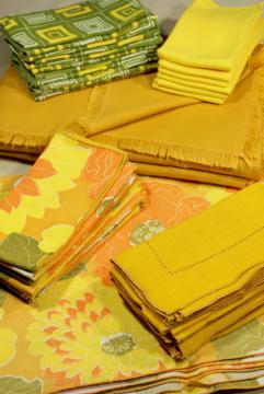 catalog photo of 60s 70 vintage table linens napkins lot, retro flowers, avocado green & yellow gold