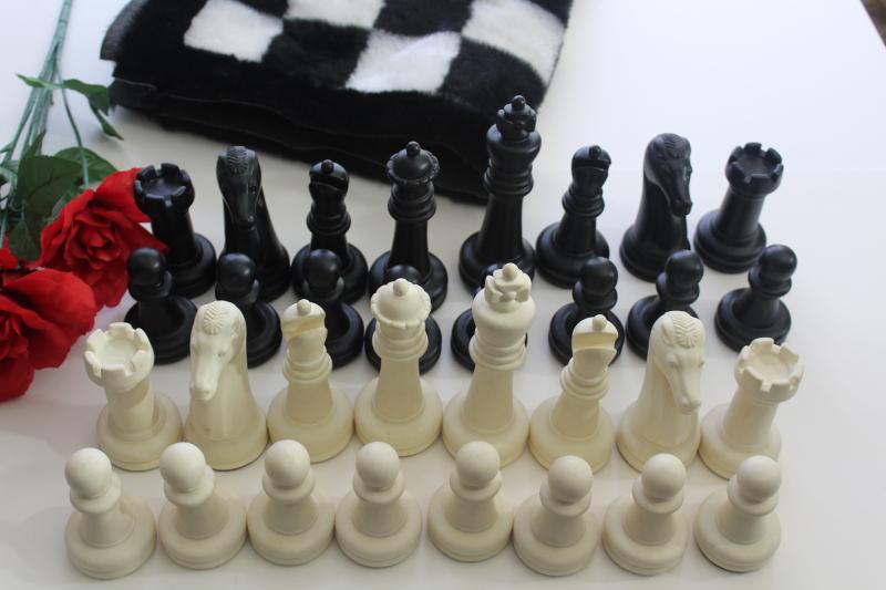 photo of 60s 70s vintage chess set, huge plastic chess pieces w/ mod shag fur pile game board #20