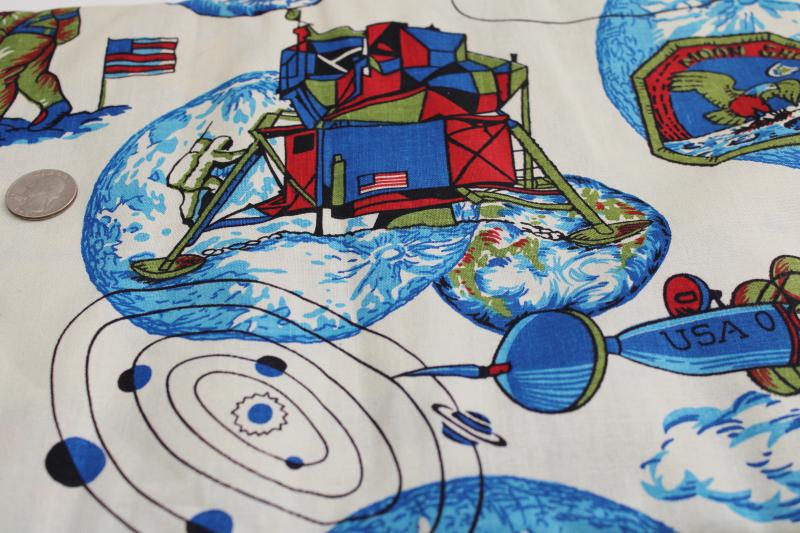 photo of 60s 70s vintage cotton fabric, spacesuit astronauts moon landing rockets print #4