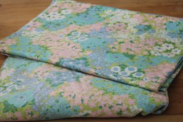 catalog photo of 60s 70s vintage flowered bed sheets twin size, blue pink aqua green floral Penneys label poly cotton fabric