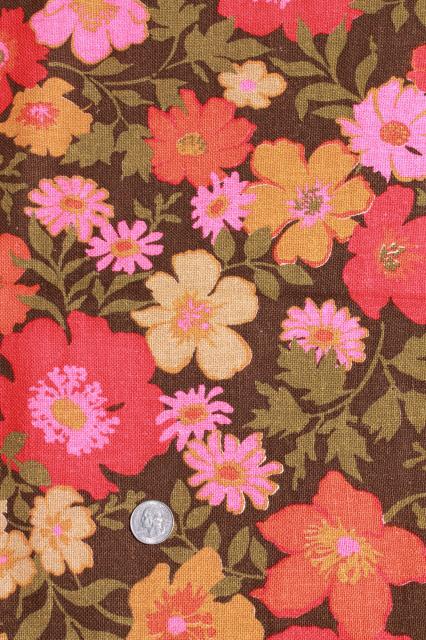 photo of 60s 70s vintage print linen weave cotton fabric, bright daisies & flowers on brown #1