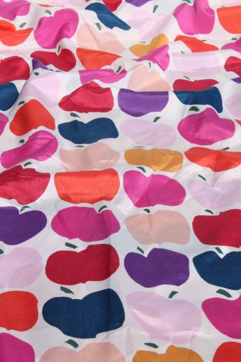 photo of 60s 70s vintage print poly fabric, Marimekko style big apple design, very mod! #4