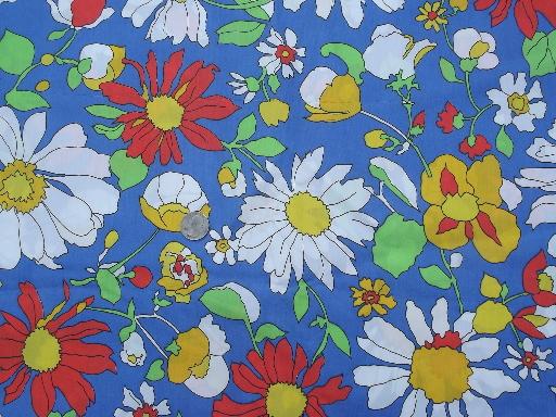 photo of 60s mod vintage cotton blend fabric, large flowers print on sky blue #1