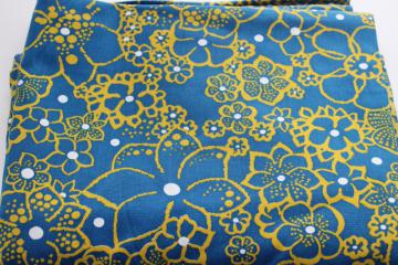 catalog photo of 60s mod vintage cotton fabric, large flowers print mustard gold on teal blue