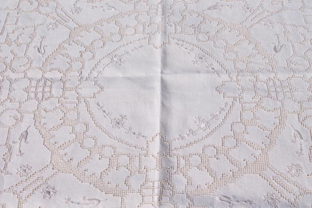 photo of 60s vintage Madeira or Italian hand embroidered hemstitched linen tablecloth & napkins #8