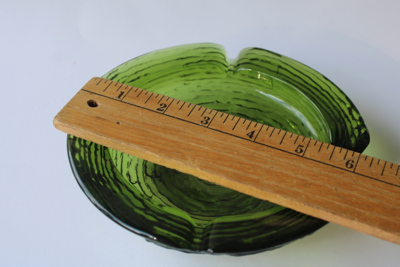 photo of 60s vintage avocado green glass ashtray Anchor Hocking Soreno chunky mod textured glass #4