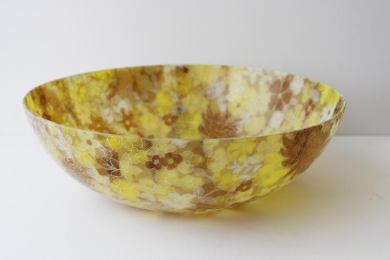 photo of 60s vintage fiberglass salad or snacks bowl, retro daisy flowers in yellow & gold #1