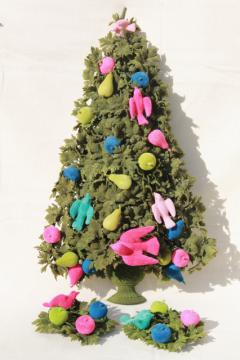 catalog photo of 60s vintage flocked Christmas tree door decoration, pink & aqua birds retro kitsch