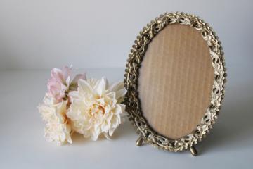 60s vintage gold metal oval picture frame, fancy photo frame w/ easel stand 