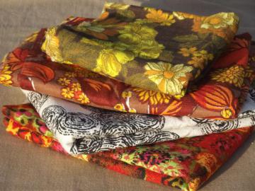 catalog photo of 60s vintage home decor fabric lot, retro flowers mod print cotton decorator fabrics