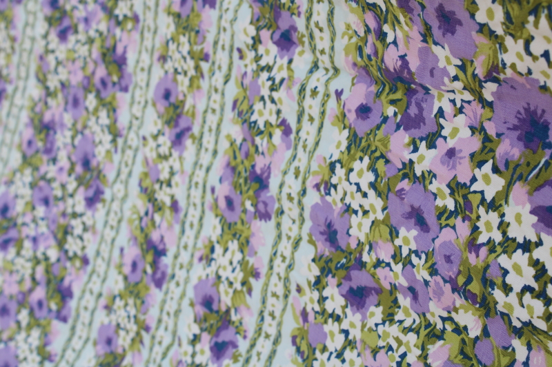 photo of 60s vintage purple lavender flowered print quilted bedspread linen weave cotton spread queen bed size #6
