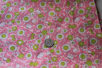 catalog photo of 70s 80s vintage cotton fabric, retro daisy print lime green & neon day-glo pink!