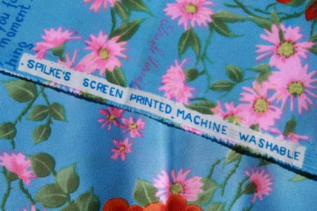 photo of 70s 80s vintage fabric Edna St Vincent Millay poetry quotes on silky poly shirting / lining fabric #5