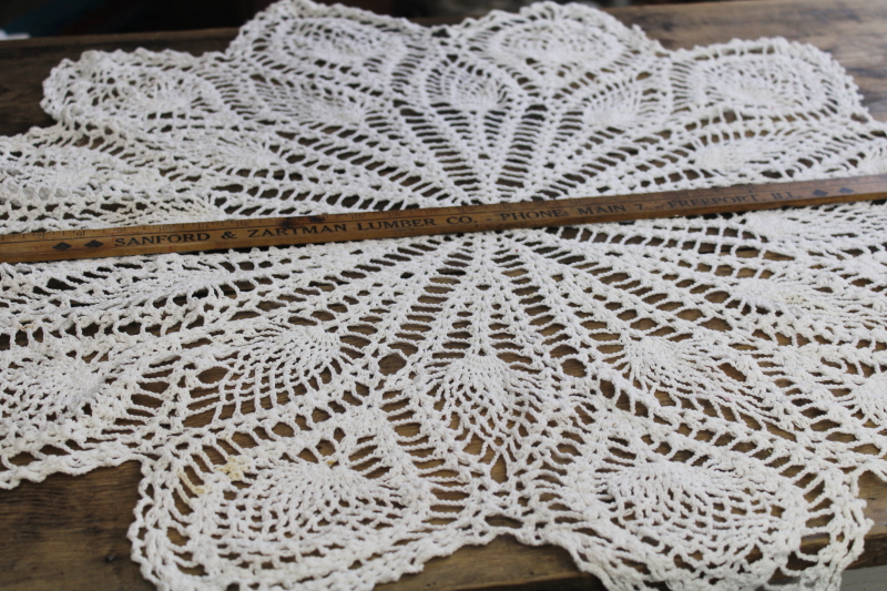 photo of 70s 80s vintage giant doily table cover, pineapple pattern crochet lace #1