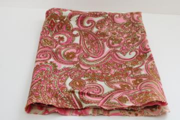 catalog photo of 70s 80s vintage paisley print cotton pique knit fabric, boho style girly pink