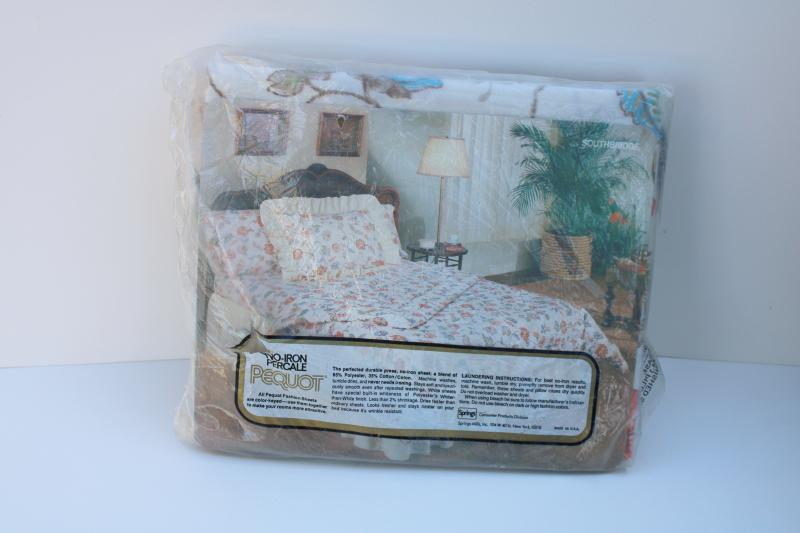 photo of 70s 80s vintage poly cotton bedding Southbridge floral print, mint in pkg twin sheets set #2