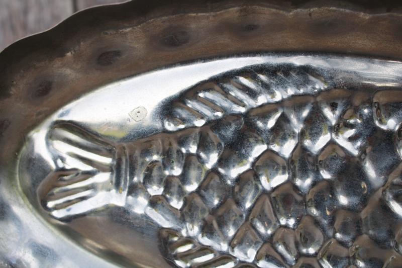 photo of 70s 80s vintage solid copper fish mold, kitchen wall hanging or jello mold  #4