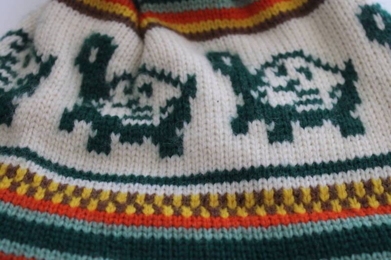 photo of 70s 80s vintage wool ski hat, turtles pattern knit hat w/ pompom Aris label #2