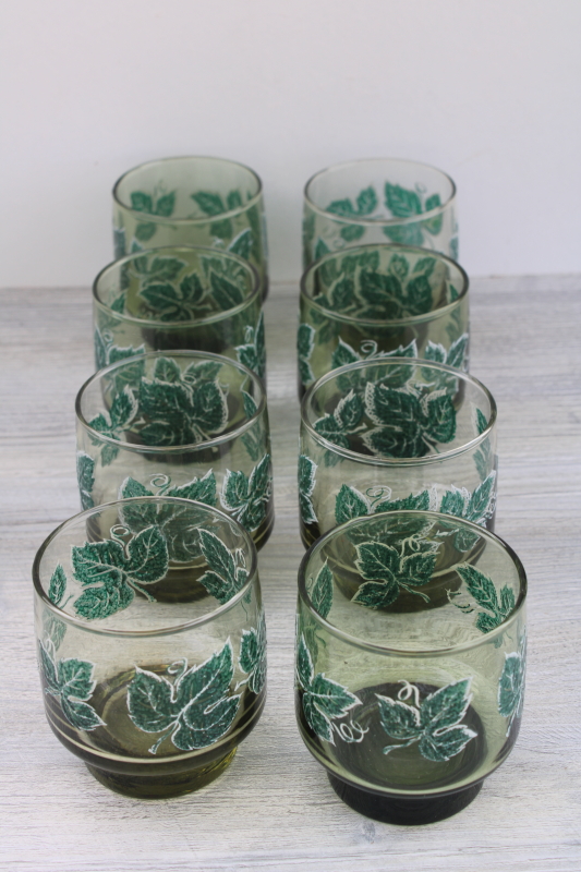 photo of 70s mod vintage Libbey Accent old fashioned bar glasses, leaf print avocado green lowballs #3