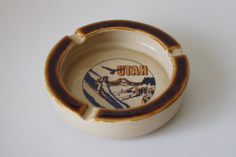 photo of 70s mod vintage Utah ashtray skiers print on chunky stoneware ceramic, ski vacation souvenir  #1