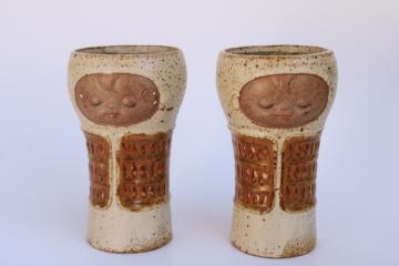 catalog photo of 70s mod vintage pottery baby face tumblers, hand painted stoneware people made in Japan 