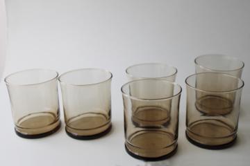 catalog photo of 70s mod vintage smoke brown on the rocks lowballs retro bar glasses Libbey tawny