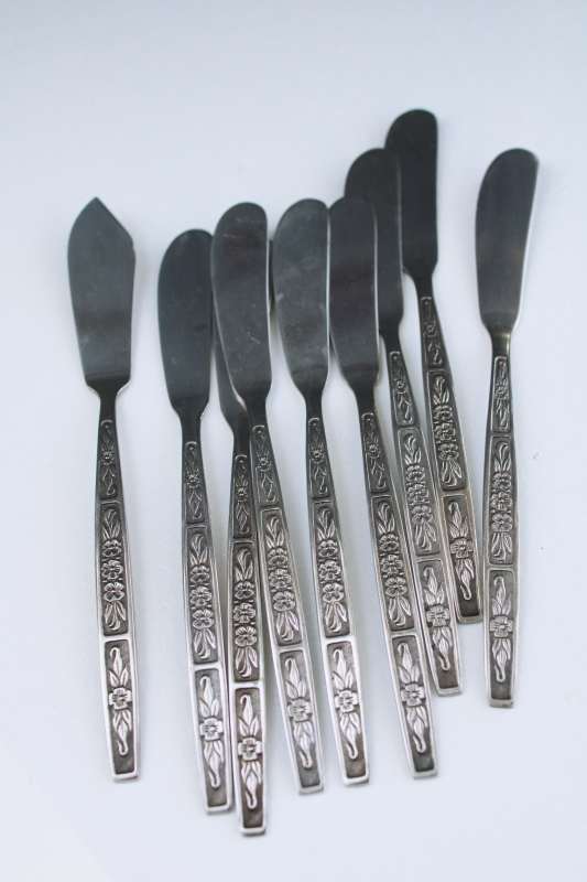 photo of 70s mod vintage stainless flatware, Imperial Serta spreaders & master butter knife #3