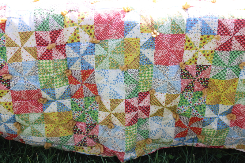 photo of 70s prairie girl vintage comforter, cheater patchwork print cotton whole cloth yarn tied quilt #2