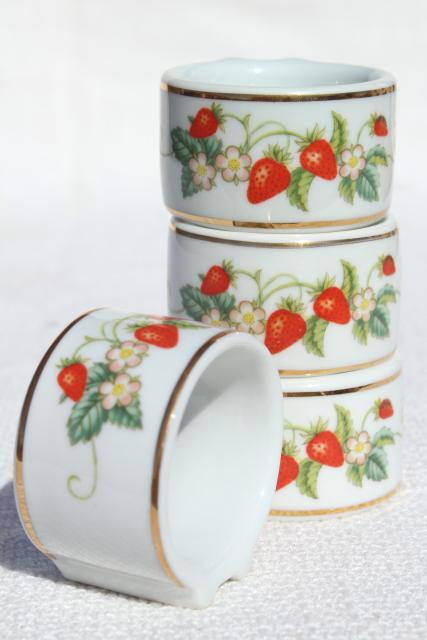 photo of 70s vintage Avon strawberry pattern china napkin rings, set of 4 napkin holders w/ red strawberries #1