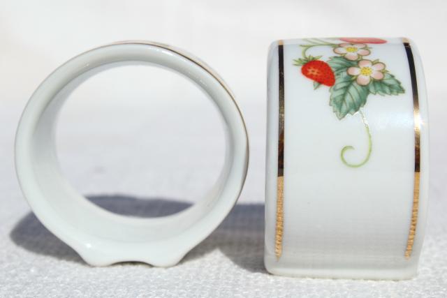 photo of 70s vintage Avon strawberry pattern china napkin rings, set of 4 napkin holders w/ red strawberries #4