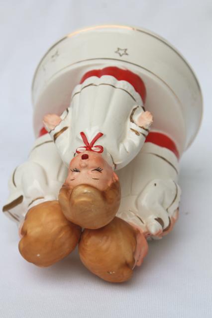 photo of 70s vintage Christmas music box, boy angels choirboys plays O Come All Ye Faithful #6