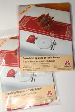 catalog photo of 70s vintage Christmas table runner napkins kit stamped to embroider, red white snowflakes