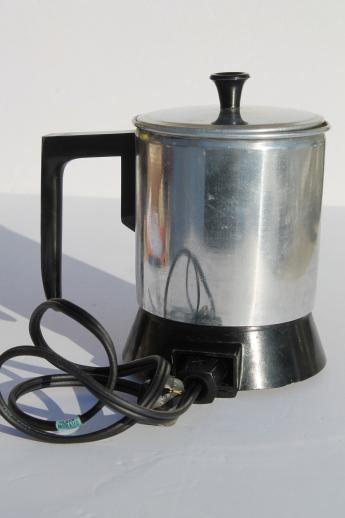 photo of 70s vintage Fairgrove Electric Hot Pot 4 cup size, complete with instructions #3