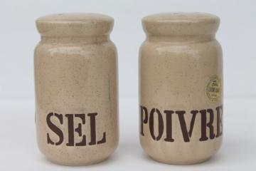 catalog photo of 70s vintage French sel & poivre salt and pepper shakers, retro ceramic S&P set