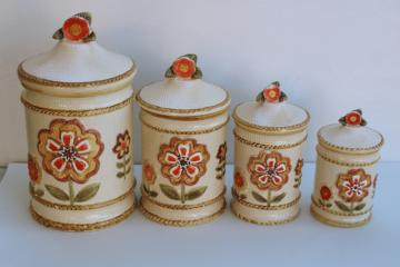 catalog photo of 70s vintage Japan ceramic canisters, mod daisy flowers kitchen canister set, nice & clean 