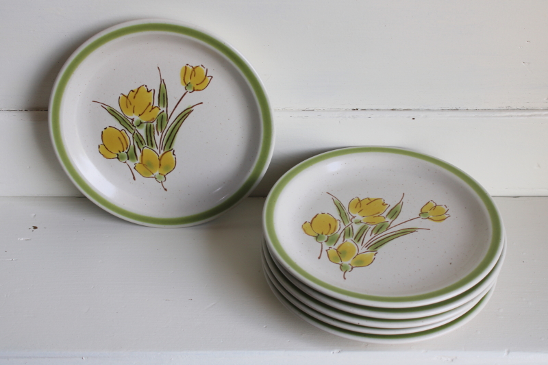 photo of 70s vintage Japan stoneware plates, Stonybrook spring flowers yellow crocus or tulips #5