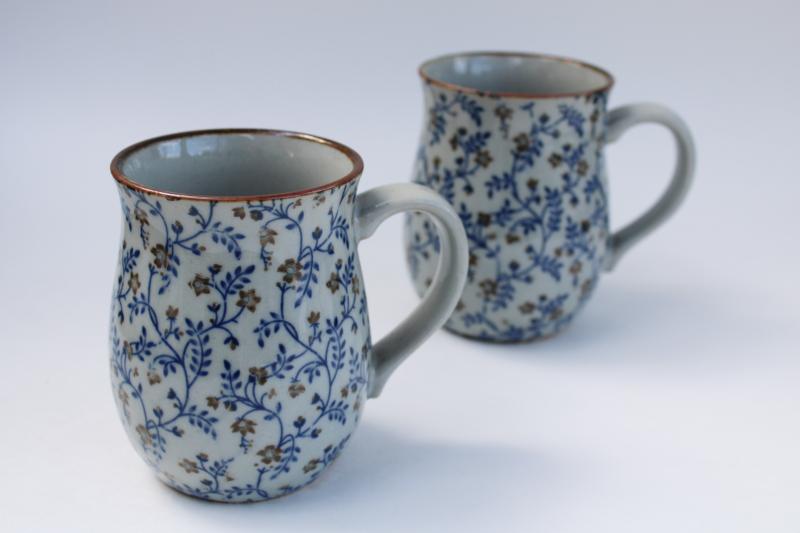 photo of 70s vintage Otagiri Japan stoneware coffee mugs, blue brown floral calico chintz #1
