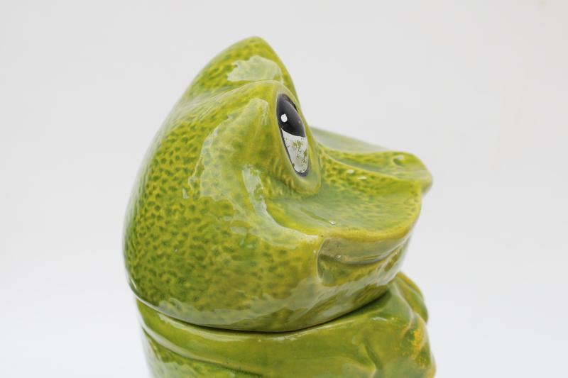 photo of 70s vintage ceramic cookie jar funny frog w/ bow tie, California Originals pottery #5