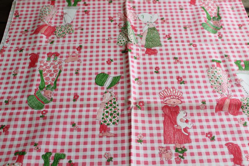 photo of 70s vintage cotton twill fabric, little sunbonnet ladies w/ pet cats, retro line drawing print #1