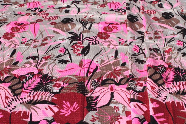 photo of 70s vintage fabric, Hawaiian print tropical flowers border cotton plisse pucker texture cotton #1