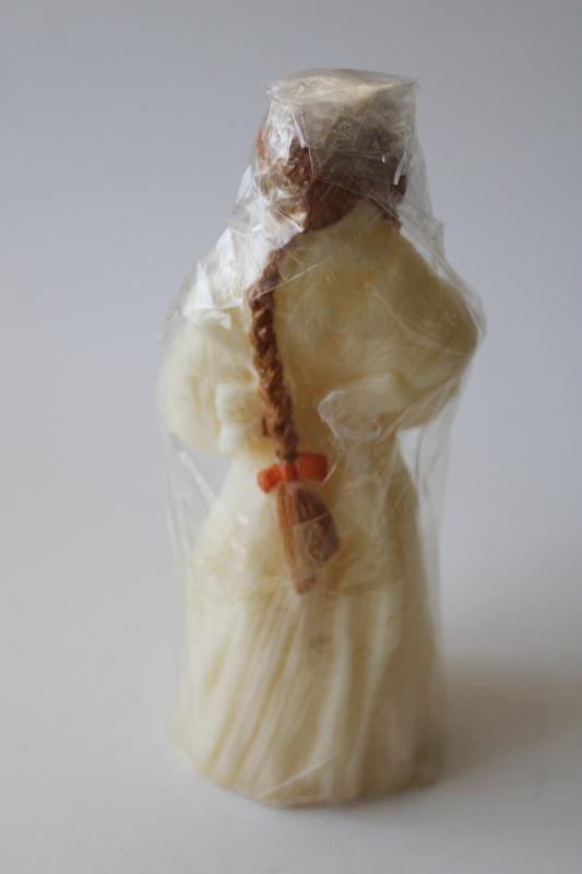 photo of 70s vintage figural candle, cornhusk doll girl, rustic cottagecore retro #4