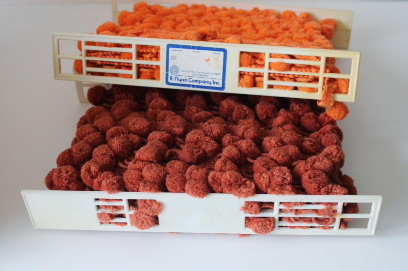 photo of 70s vintage home decor sewing trims, popcorn ball tassels & thick cotton fringe in rust & coral orange  #4
