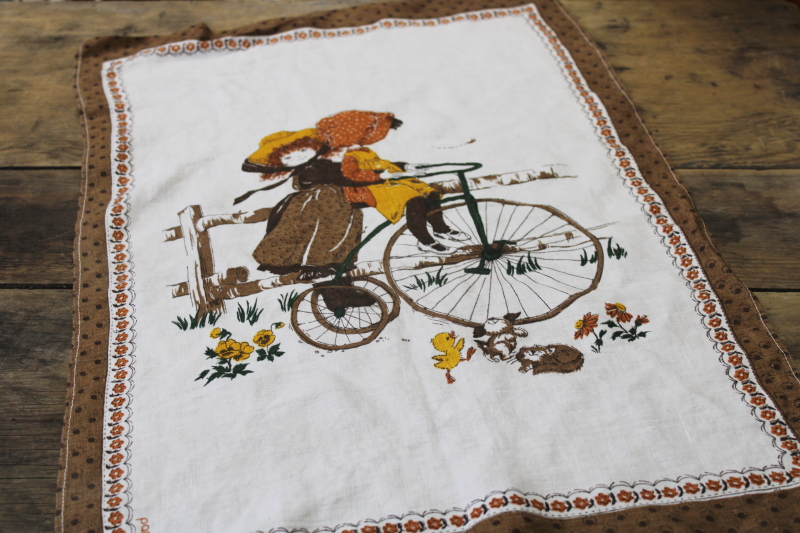 photo of 70s vintage print linen tea towel, girls w/ sunbonnets on antique tricycle #1