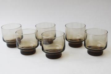 catalog photo of 70s vintage smoke brown bar / juice glasses, Libbey tawny tumblers retro Accent shape