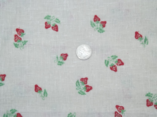 photo of 70s vintage unbleached cotton hopsack fabric, retro strawberry print  #1