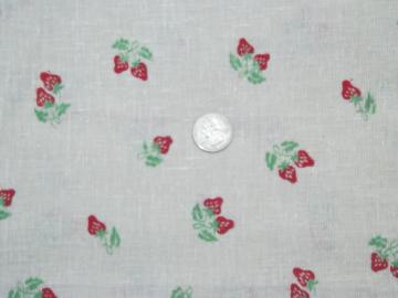 catalog photo of 70s vintage unbleached cotton hopsack fabric, retro strawberry print 