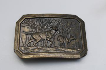 catalog photo of 70s vintage western belt buckle w/ white tailed deer, brass tone cast metal Great American Buckle 