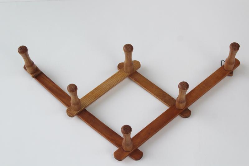 photo of 70s vintage wood mug rack, triangle shape accordion folding wall hanger w/ pegs #1