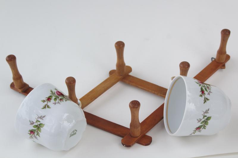 photo of 70s vintage wood mug rack, triangle shape accordion folding wall hanger w/ pegs #6