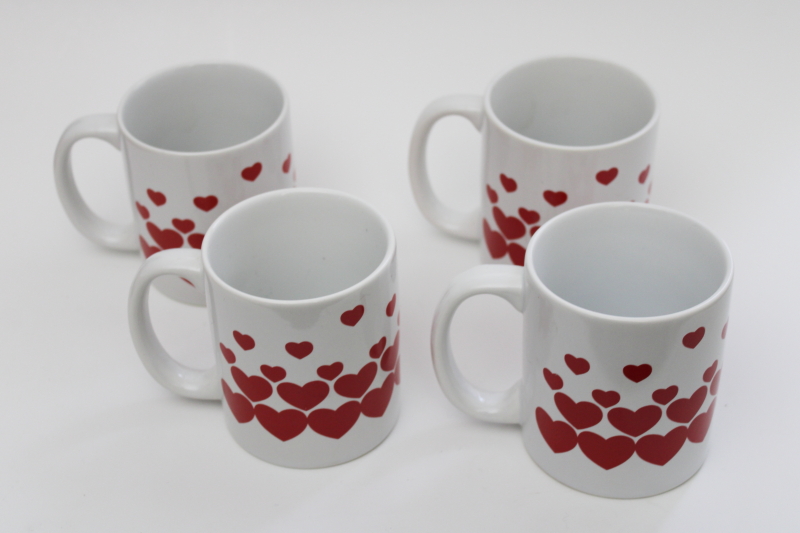 photo of 80s 90s vintage Enesco Valentines Day mugs, mod red & white hearts #6